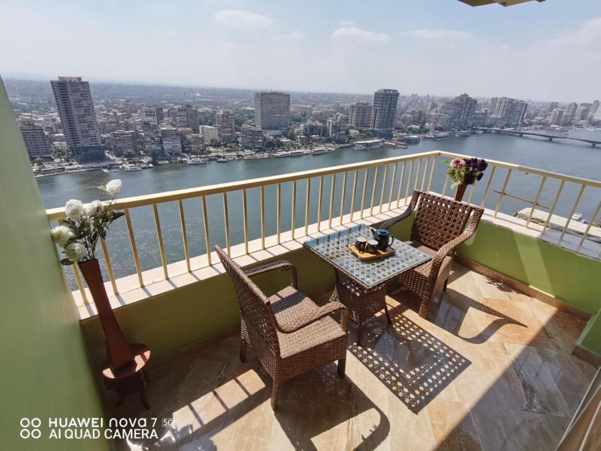 Pyramids Nile Tower Hotel Il Cairo