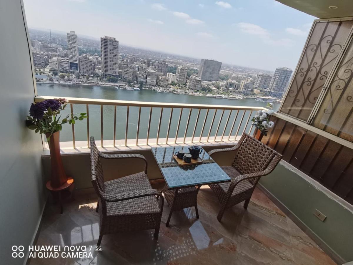 Pyramids Nile Tower 3*