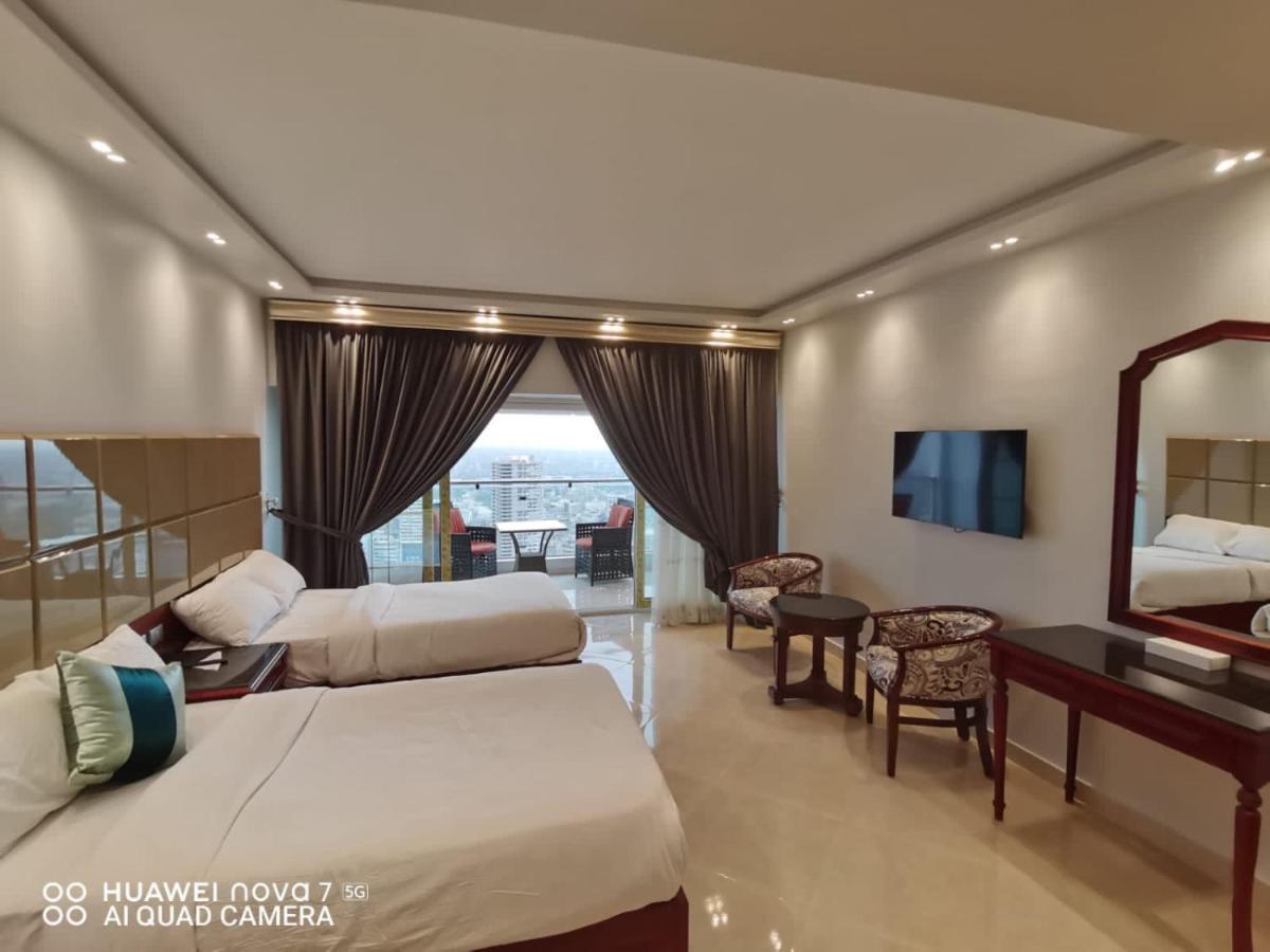 Hotel Pyramids Nile Tower 3*