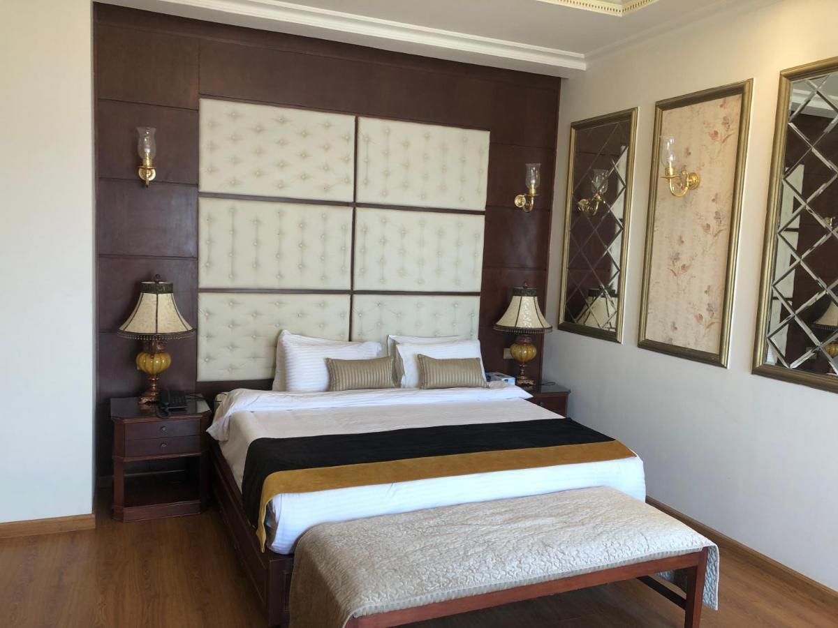 Hotel Pyramids Nile Tower Il Cairo