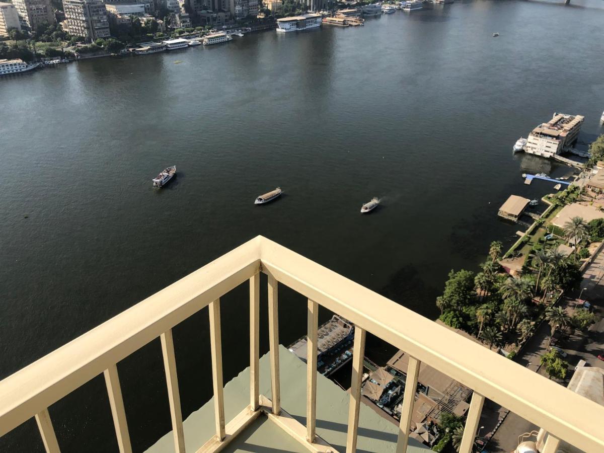 Pyramids Nile Tower Hotel 3*